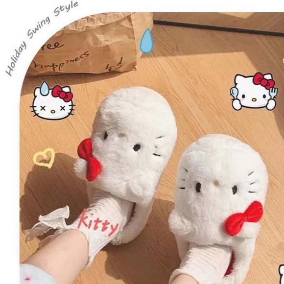 Hello Kitty Fuzzy Slippers - Picture 4 of 11